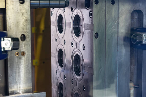 What‘s a Plastic Injection Mold?